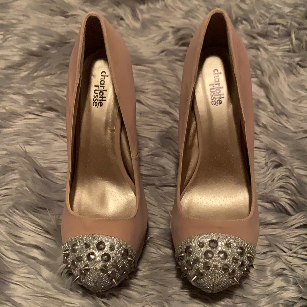 NWOT CHARLOTTE RUSSE heels
